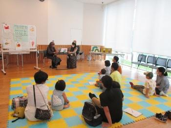 2023年7月9日（日曜日）「外国語の絵本読み聞かせ」の様子