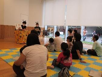2023年10月1日（日曜日）「外国語の絵本読み聞かせ」の様子