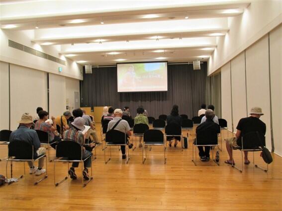 r7cinema.jpg